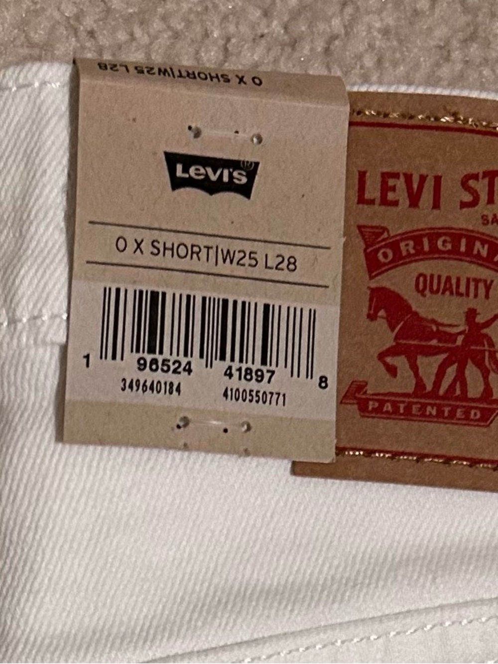 NWT Levi's Wedgie Straight Jeans - Size 25 x 28 - Naturally Good (White) - Picture 8 of 10